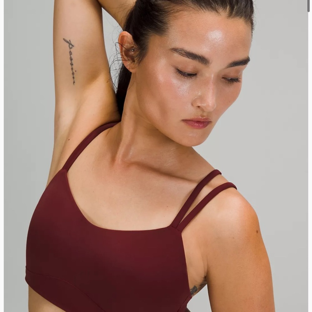 Burgundy lululemon sports bra
